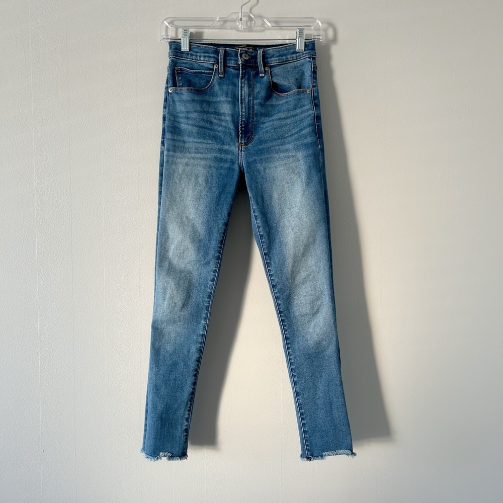 Abercrombie Ultra High Rise Super Skinny Medium Wash Jeans With Raw Hem